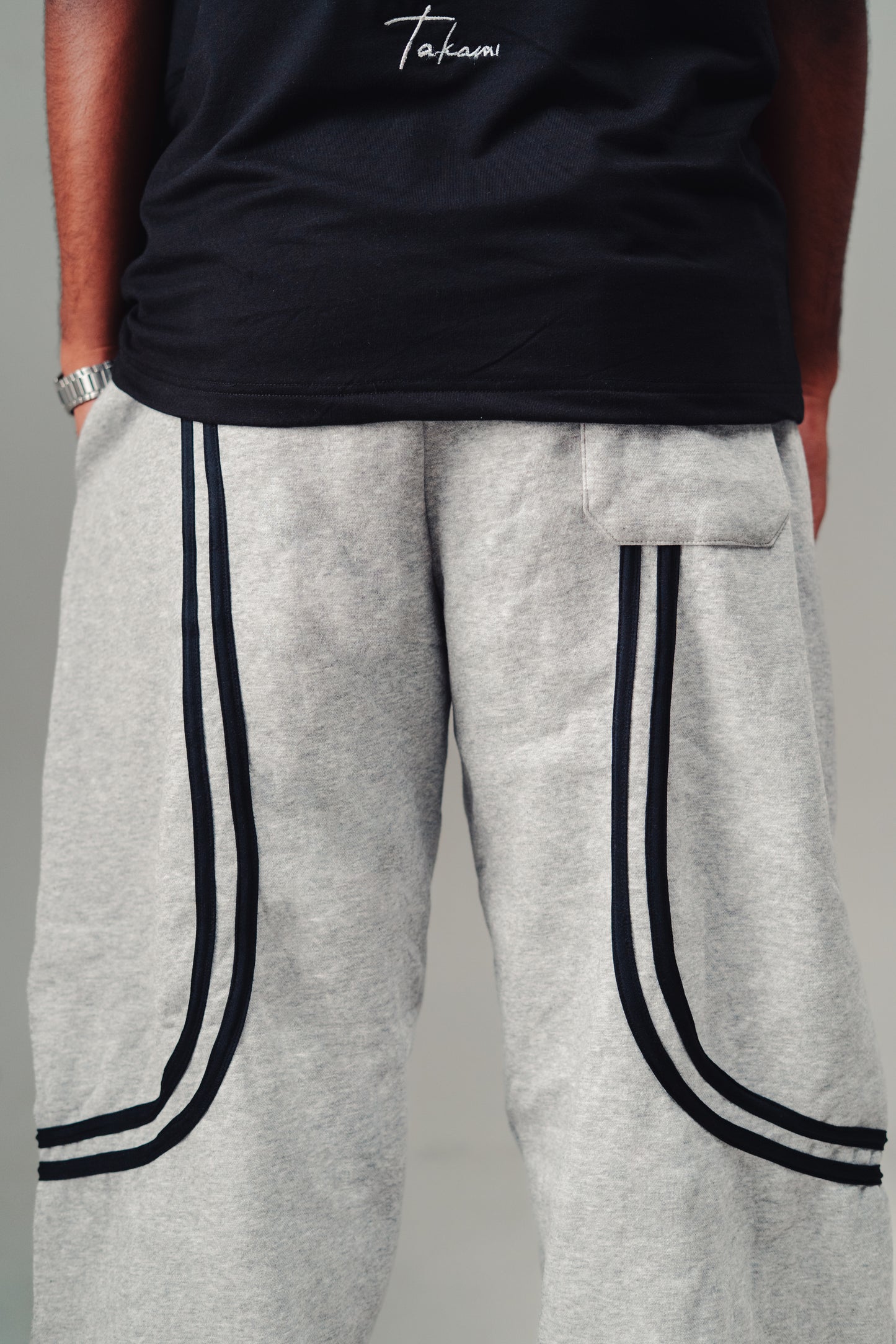 Solid sweats